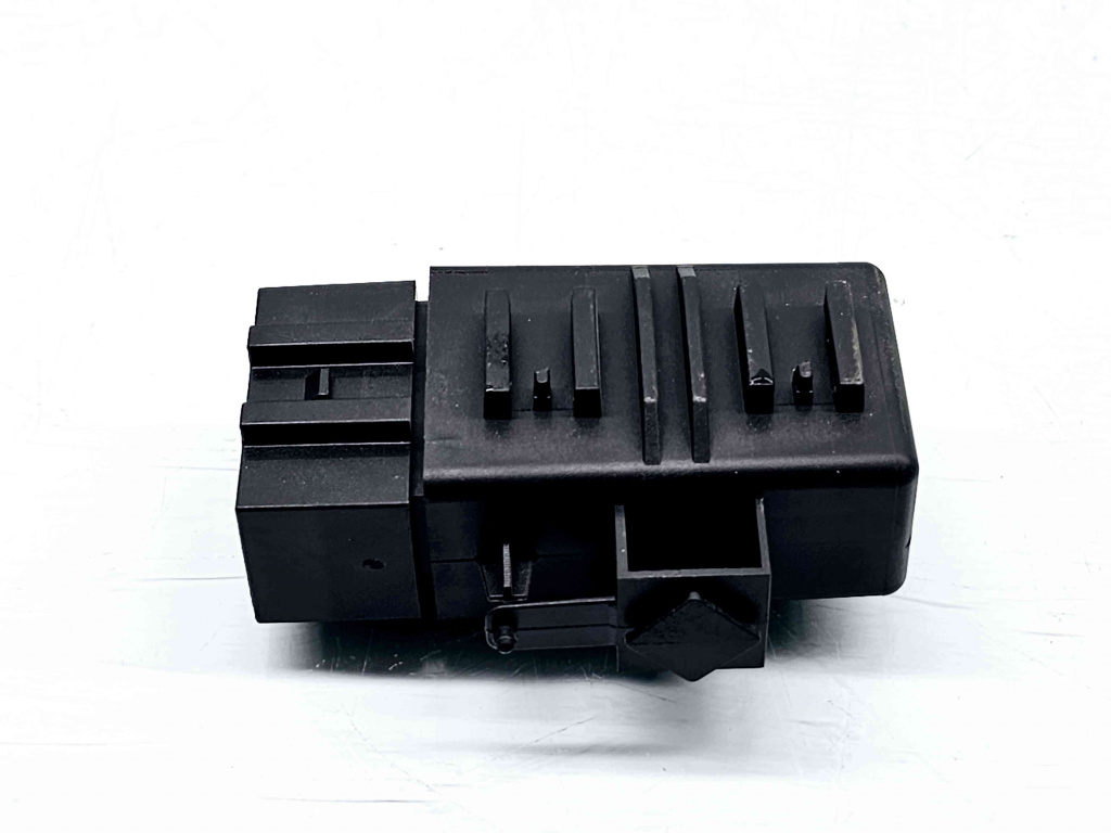Modul confort Skoda Fabia 3 Combi (NJ5) [Fabr 2014-2022] 6R0959772E
