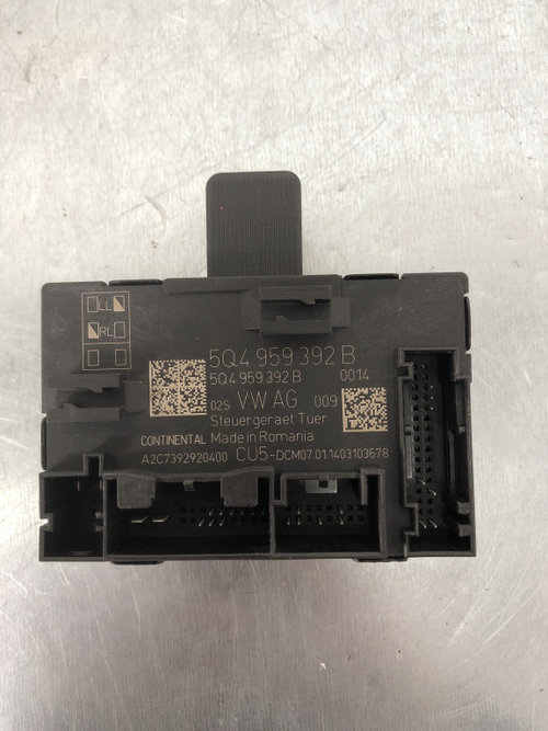 Modul confort usa dreapta fata Skoda Octavia 3 Combi 1.6 TDI DSG 7 Automat, 105cp sedan 2014 (5Q4959...