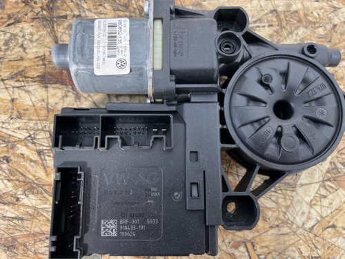 Modul confort usa dreapta fata VW Passat B6 R-Line 2.0 TDI CBBB, 4x4, Automat DSG combi 2010 (3c0959...