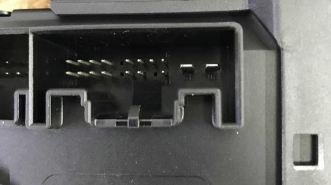 Modul confort usa dreapta fata VW Passat B7 2.0TDI ,4x4, 170cp, Automat DSG, Highline combi 2012 (3C0959792C)