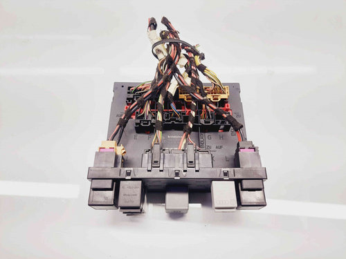 Modul confort Volkswagen Passat B6 (3C2) [Fabr 2005-2010] 3C0937049AJ