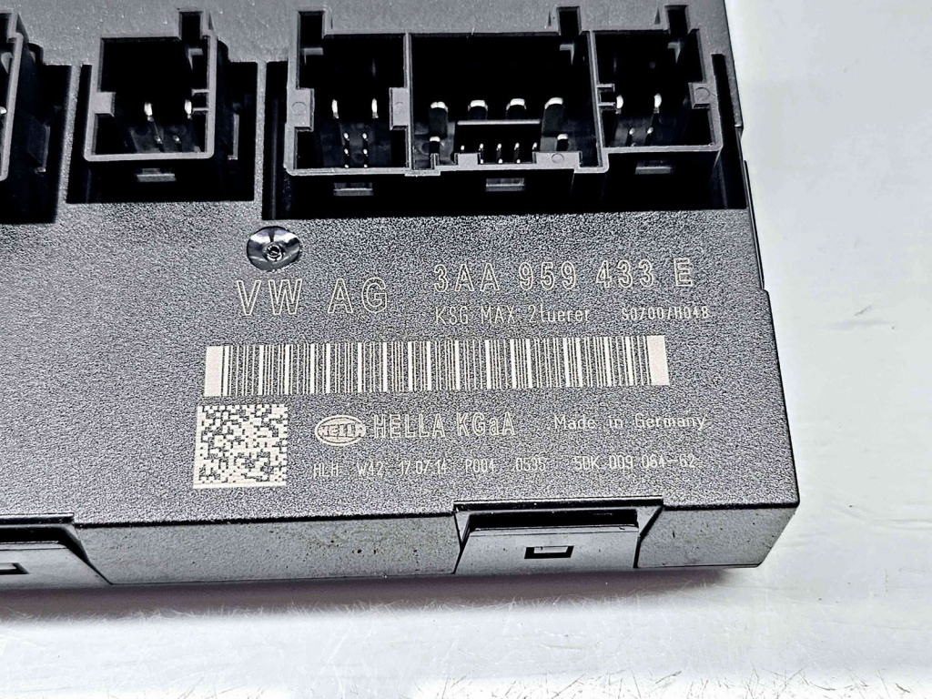 Modul confort Volkswagen Passat B7 (362) [Fabr 2010-2014] 3AA959433E