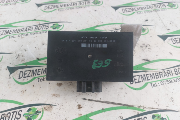 Modul confort Volkswagen VW Golf 4 [1997 - 2006] Hatchback 5-usi 1.4 MT (75 hp)