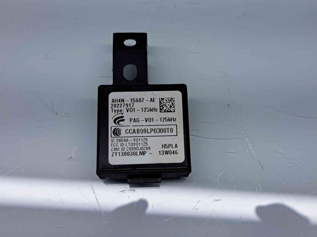 Modul confort Volvo V40 [Fabr 2013-2019] 28227917