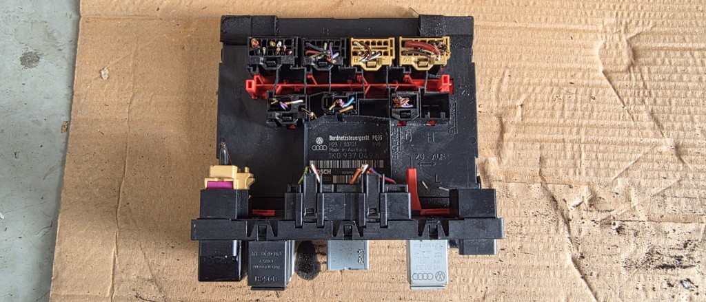 Modul confort Vw Golf 5 / Jetta / Touran 1.6 benzina 2004 2005 2006 2007