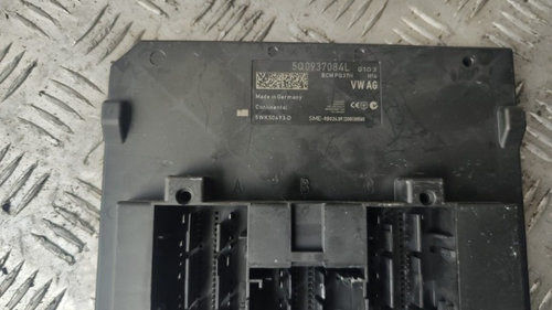 Modul confort Vw Golf 7 1.6 TDI hatchback cod motor CLH ,transmisie automata, an 2013 cod 5Q0937084L