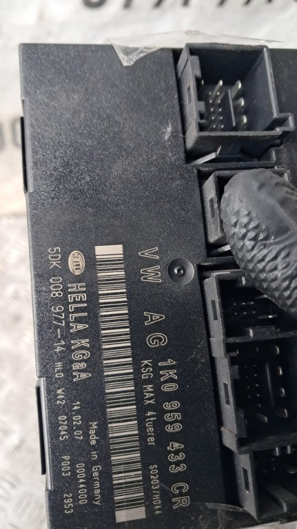 Modul confort Vw Jetta 1.9 TDI 105CP / 77 KW cod motor BLS transmisie manuala 6+1 an 2007 cod 1K0959...