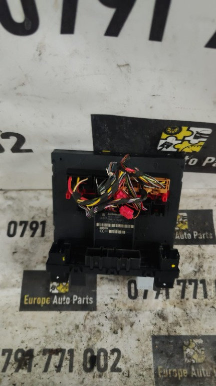 Modul confort Vw Passat B6 2.0 TDI cod motor CBB ,transmisie automata, an 2010 cod 3C8937049E