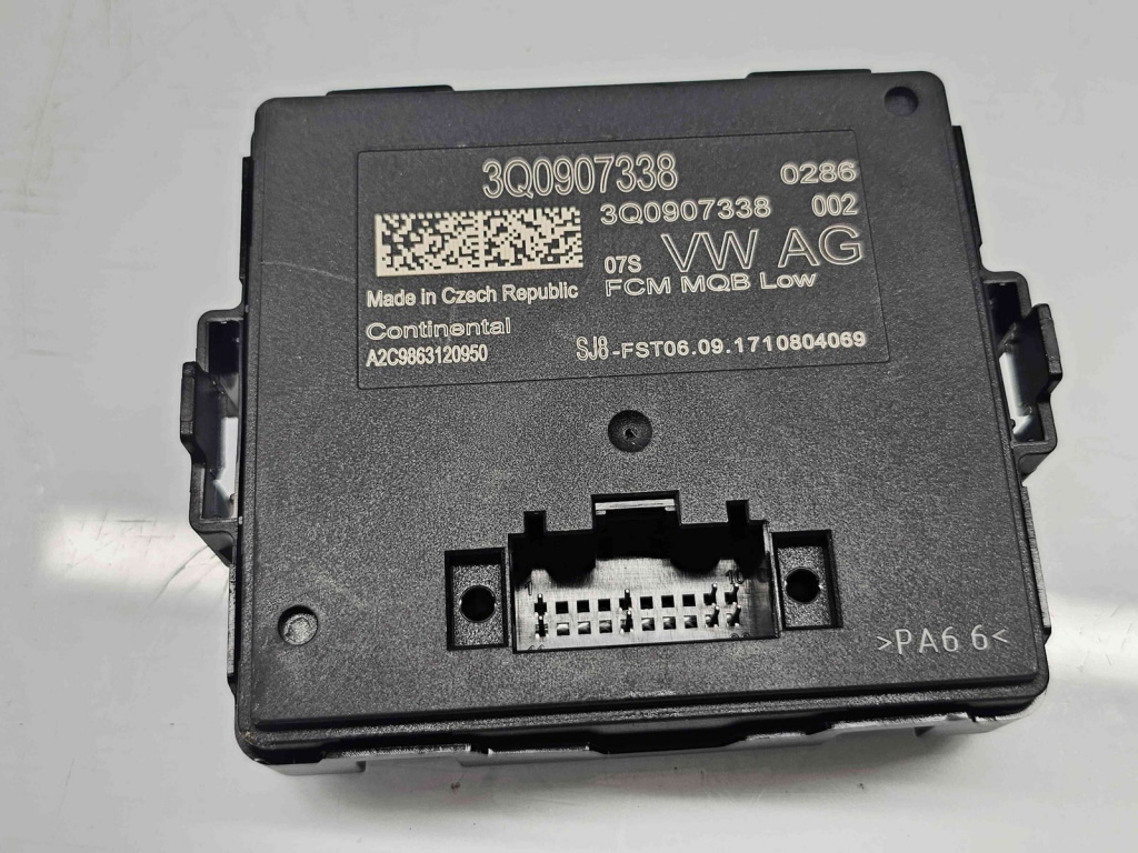 Modul control lumini Skoda Superb III (3V3) [Fabr 2015-prezent] 3Q0907338