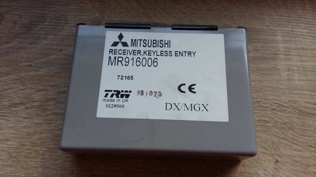 Modul control mitsubishi space star 2002 mr916006