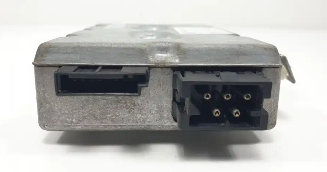 Modul control ușa stânga fata 61356957759 BMW Seria 5 E60/E61 [2003 - 2007] Sedan 525i MT (192 hp)