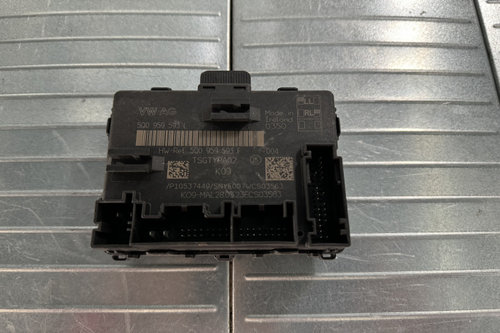 Modul control usa fata 5Q0959593F Audi A3 4 (8Y) [2020]
