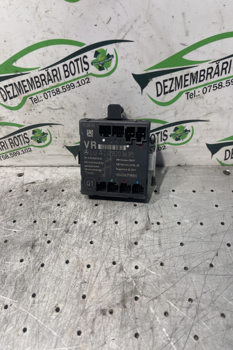 Modul control usa fata dreapta A 212 820 36 85 Mercedes-Benz C-Class W204/S204 [2007 - 2012] Sedan 4-usi C 180 Kompressor MT (156 hp)