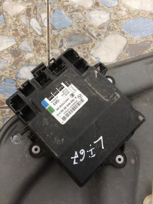 Modul control usa stanga fata A169900500 Mercedes-Benz A-Class W169 [facelift] [2008 - 2012] Hatchba...