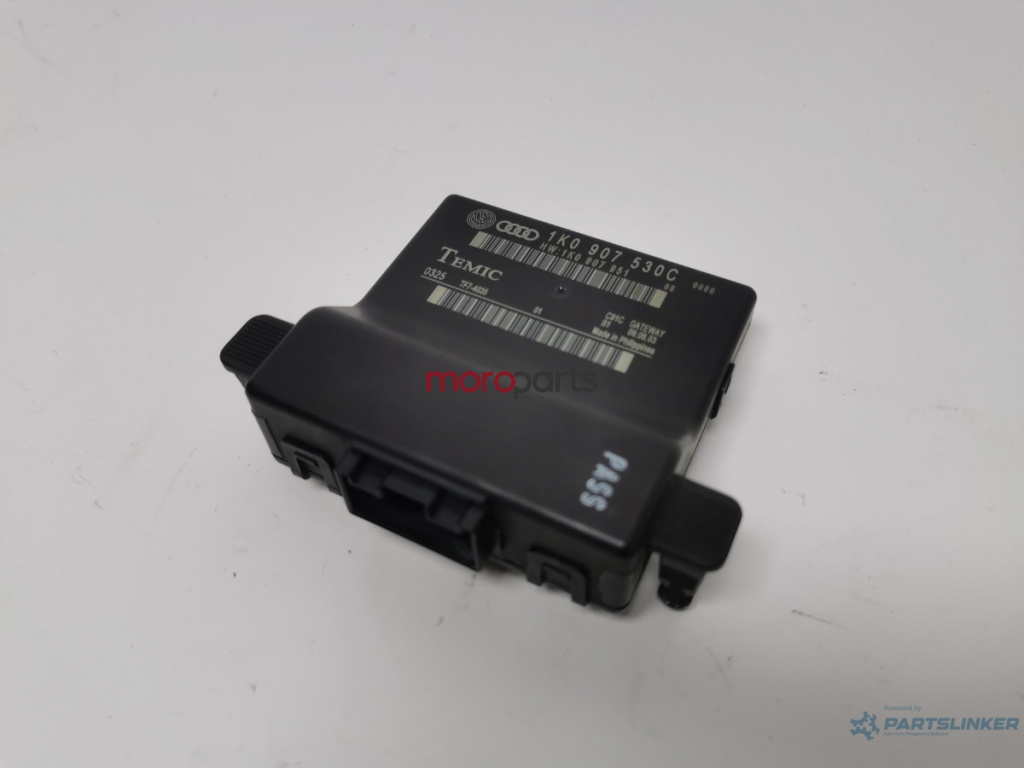 Modul de control pentru gateway VOLKSWAGEN GOLF V 1K1 2003 - 2009 VAG 1K0907530C 1K0907951