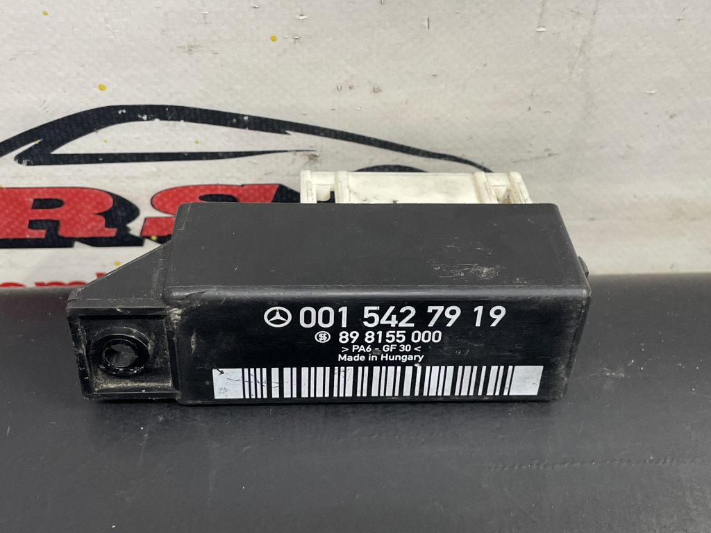 Modul de interval stergator MB SL500 R129 sedan 1992 (0015427919)