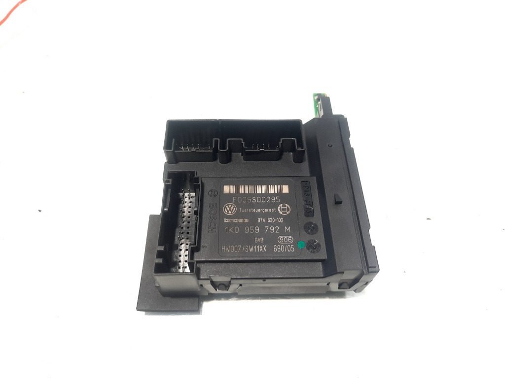 Modul dreapta fata, cod 1K0959792M, Vw Jetta 3 (1K2) (id:530950)