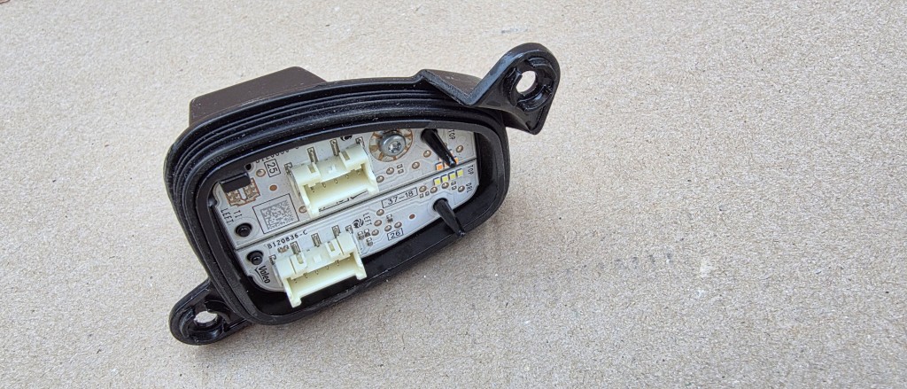 Modul DRL far stanga Skoda Scala 2019 2020 2021 2022