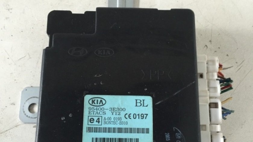 Modul ecu kia sorento 2.5 crdi cod 95400-3e300