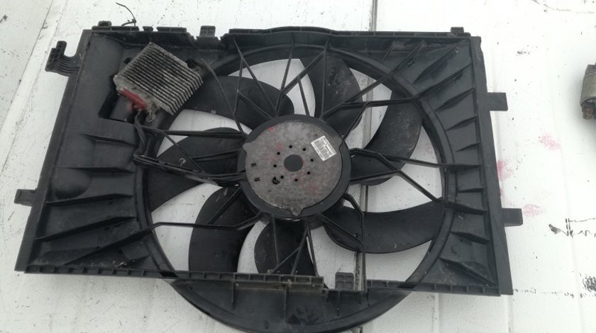 Modul Electric+ventilator pentru Mercedes C220 din 2002