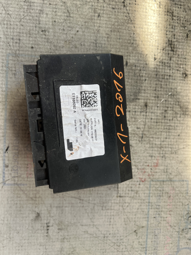 Modul electronic BMW X1 F48 2016, 682093102