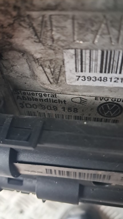 Modul far stanga / dreapta VW Phaeton 3.0 TDI cod motor CAR an 2008 cod 3D0909157 / 3D0909158