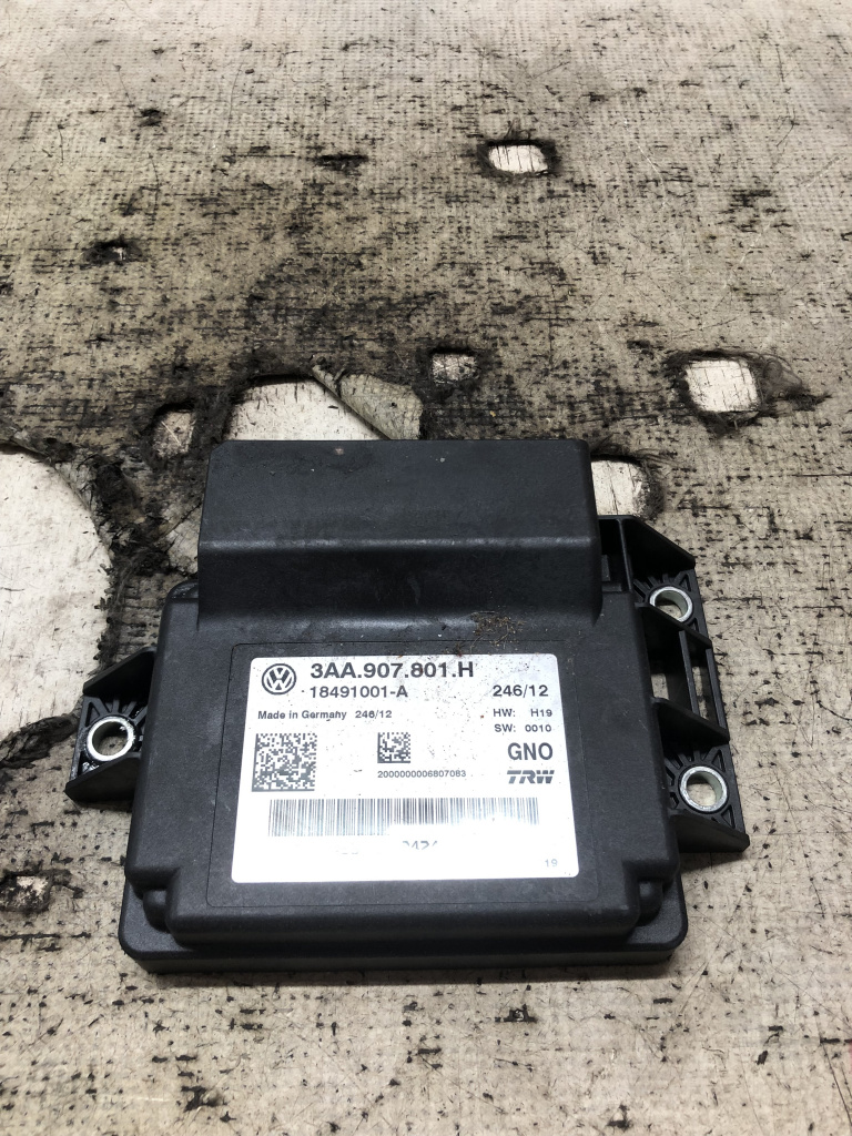 Modul frâna de mana Volkswagen Tiguan 2.0 2012, 3AA907801H