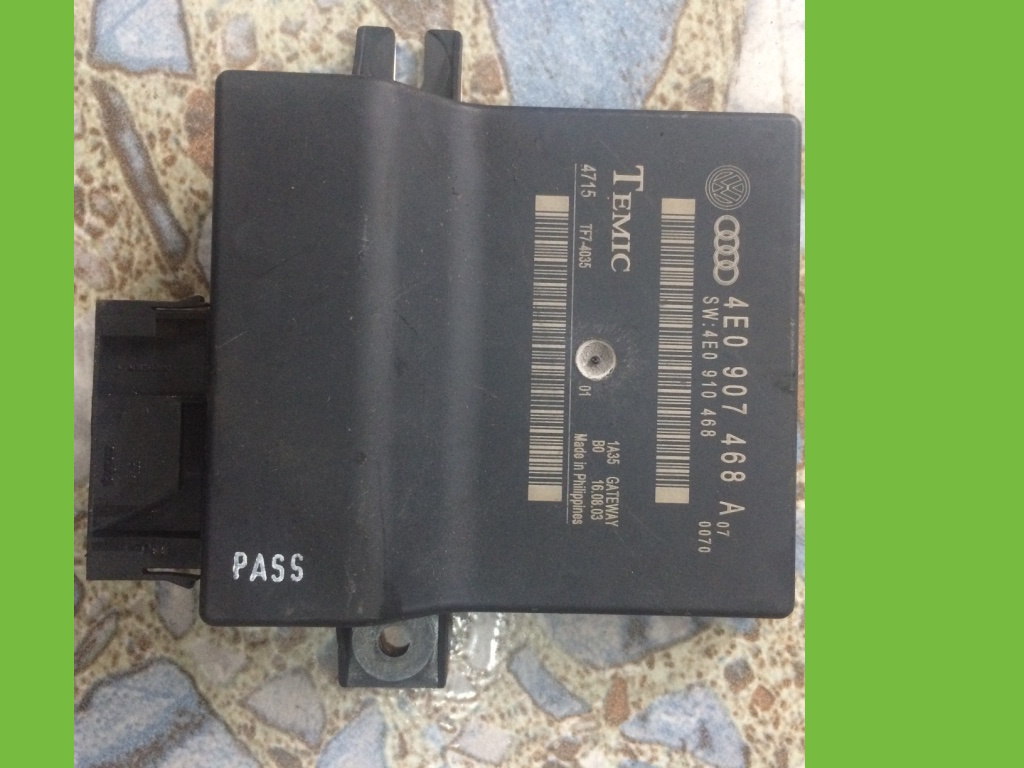 Modul Gateway Audi A8 D3/4E [2002 - 2005] Sedan 4.2 tiptronic quattro (335 hp) AUDI A8 (4E_) 10.2002 - 07.2010 A8 4.2 QUATTRO 4.2 - BFM
