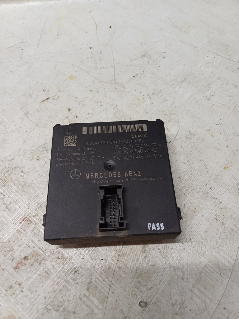 Modul Gateway Mercedes S-Class W221 - Motorina 2008, A2215408362 / A2215408462 / A2215401327