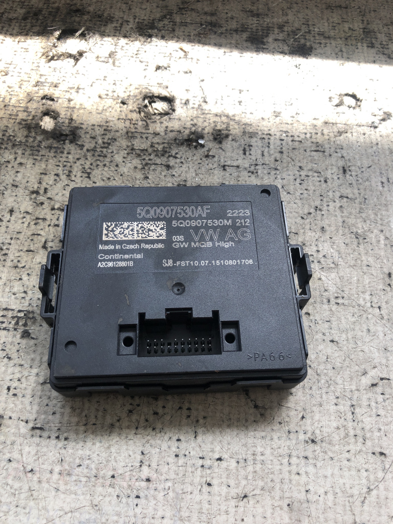 Modul Gateway Volkswagen Passat B8 2017, 5Q0907530AF