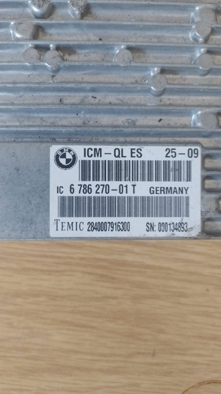 Modul ICM BMW Seria 7 F01 3.0 d an 2009 cod 6786270-01