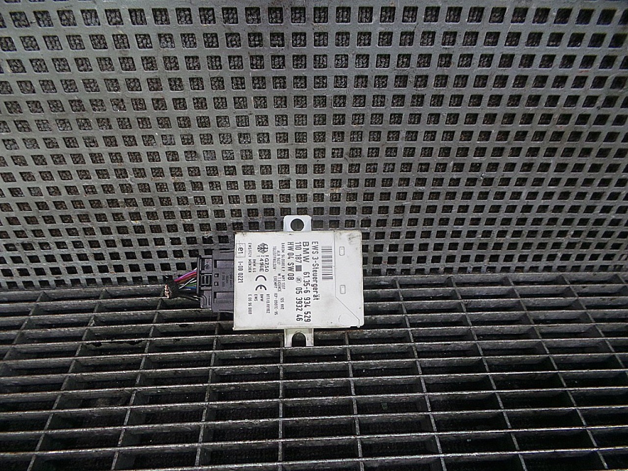 MODUL IMOBILIZATOR BMW X3 2.0 D - (2004 2010)