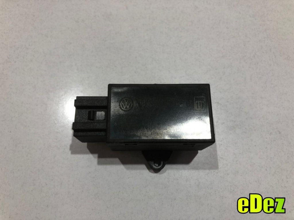 Modul incalzire scaun Volkswagen Golf 5 Plus (2004-2008) 7l0959772