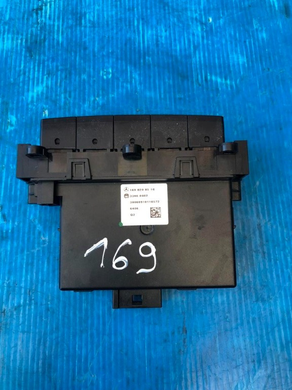 Modul incalzire scaune fata Mercedes A Class W169 2004-2008 COD 1698208510