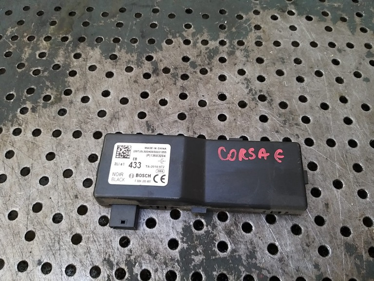 Modul inchidere centralizata opel corsa e x15 p13503204