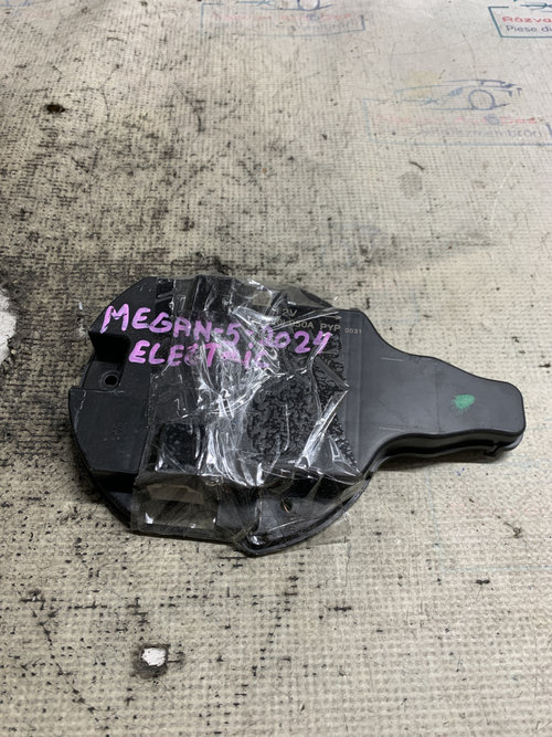 Modul inchidere centralizata Renault Megane 5 - Electric 2024, -