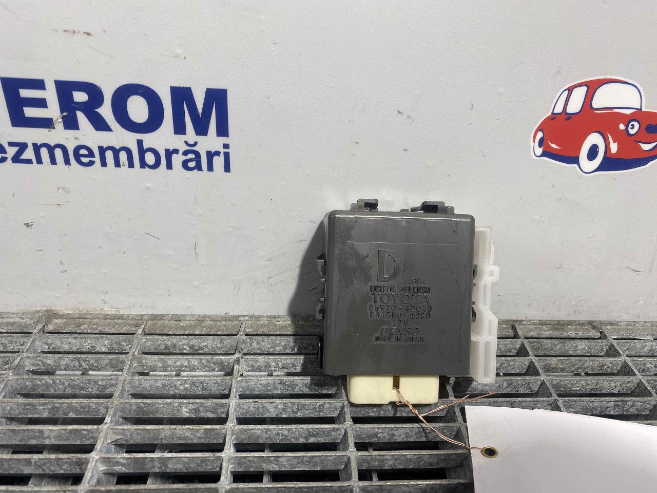 MODUL INCHIDERE CENTRALIZATA TOYOTA RAV4