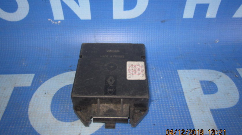 Modul inchidere Renault Safrane; 7700810873