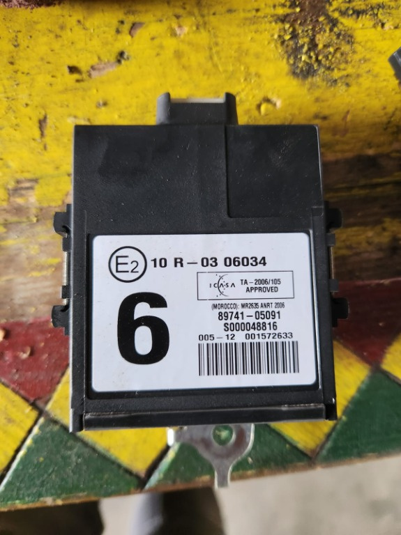 Modul inchidere Toyota Avensis 2.0 D-4D combi 2012 Cod : 89741-05091