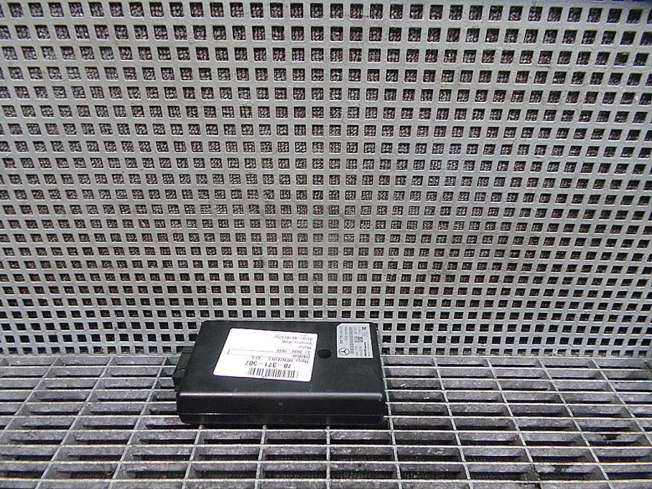 MODUL IPOD MERCEDES CLS CLS - - (2004 2010)