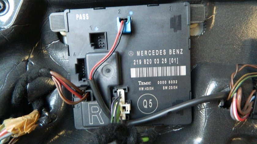 Modul Keyless dreapta spate Mercedes CLS COD:2198200326