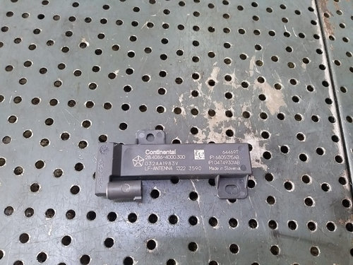 Modul keyless entry dreapta spate jeep renegade 2840864000300 68051315ab 04749301ab