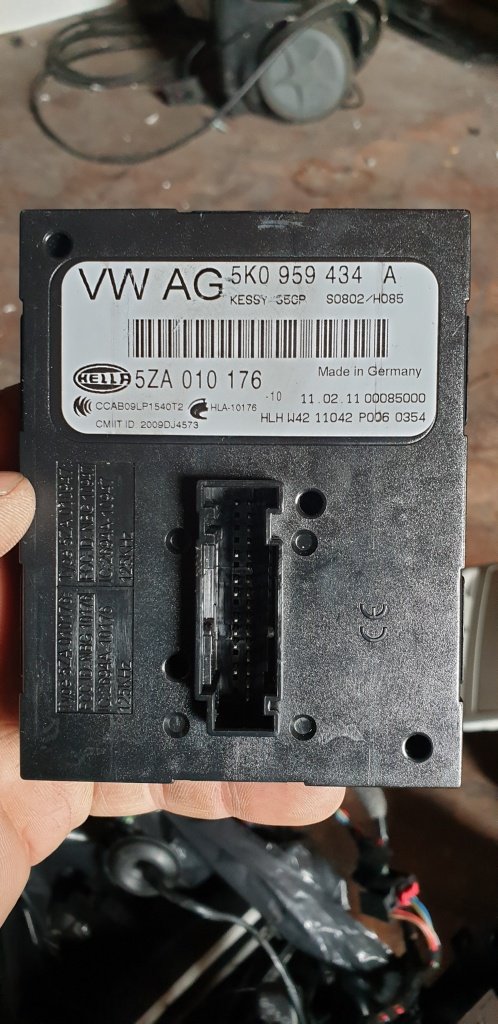 Modul Keyless Go Skoda Superb 2 an 2011 cod5k0959434a