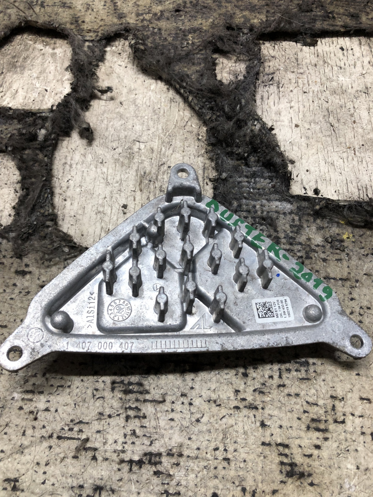 Modul led dreapta Dacia Duster 1.3 Benzina 2019, 1407000407