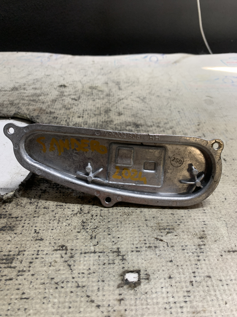 Modul led dreapta Dacia Sandero 3 - Benzina 2020, 00218061