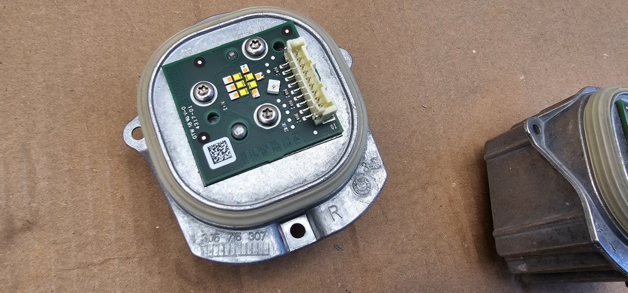 Modul LED Far Mercedes-Benz GLA GLE GL GLS CLS B - A2189066200 1305715307