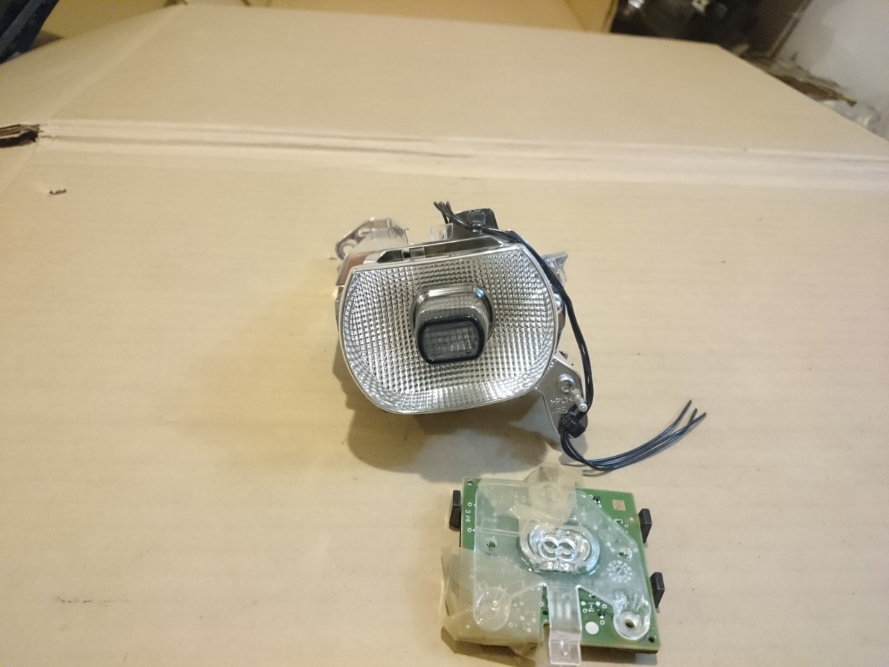 Modul led far VW Touareg 2014 cod 178022-00 / 176823-01