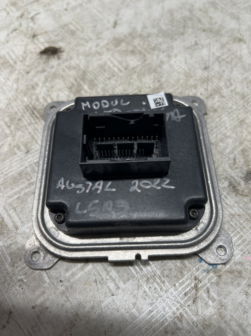 Modul led stanga Renault Austral 1.2 Benzina 2022, 260555036R