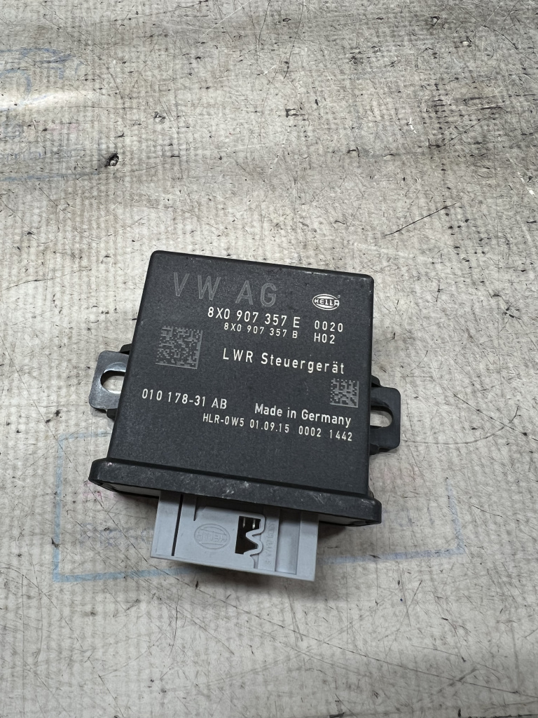 Modul lumini Audi Q3 2015, 8X0907357E