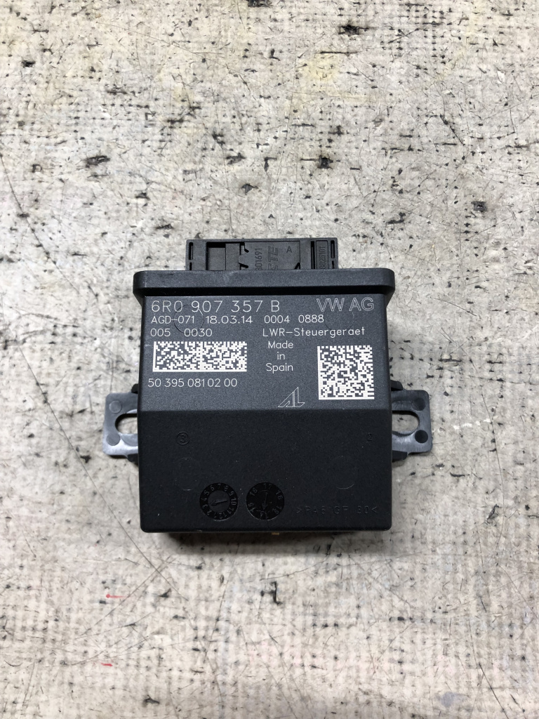 Modul lumini Volkswagen Passat CC 2.0 Motorina 2014, 6R0907357B